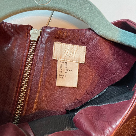 H&M Sleeveless Leather Peplum Top - Picture 8 of 13